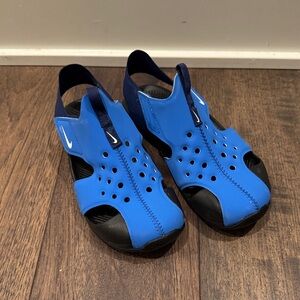 Nike Blue and Black Slip-On Sandals